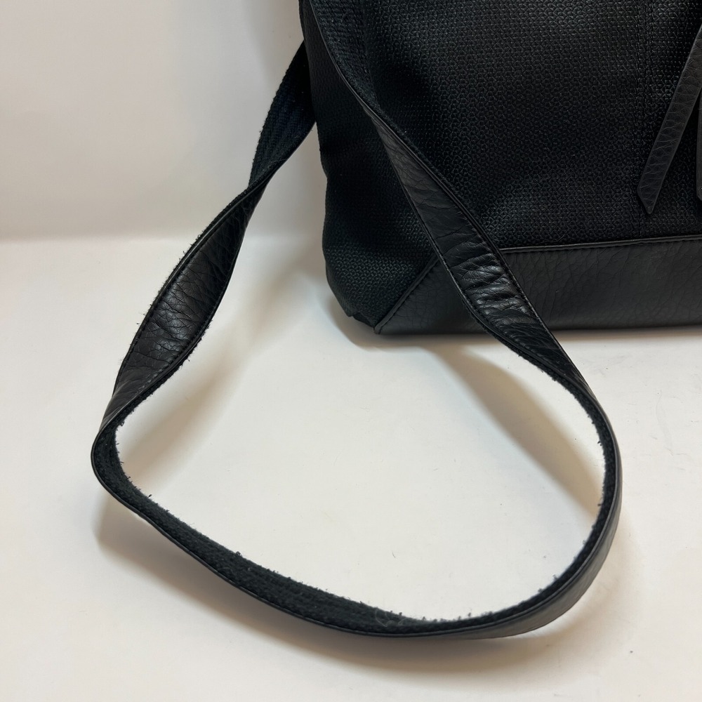 Pistil Black Easy Rider Purse Handbag Crossbody Women's V Shaped Snap Closure - Picture 3 of 12